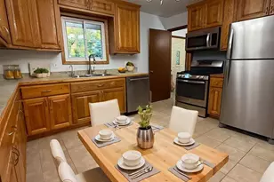 413 N Rosa Rd, Madison, WI 53705 - Photo 6