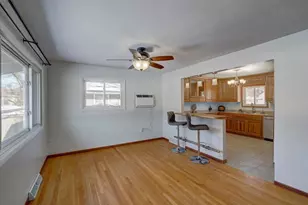 413 N Rosa Rd, Madison, WI 53705 - Photo 2