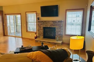 306 Lindsay Way, Cottage Grove, WI 53527 - Photo 10