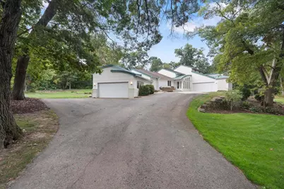 1484 Ravenoaks Trail, Oregon, WI 53575 - Photo 2