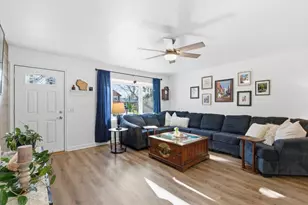 5934 Meadowood Dr, Madison, WI 53711 - Photo 8