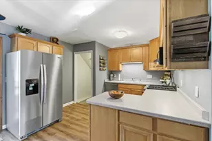 5934 Meadowood Dr, Madison, WI 53711 - Photo 16