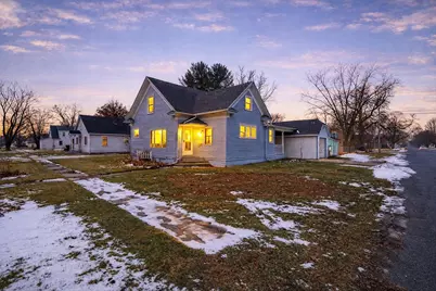 701 E 5th Avenue, Brodhead, WI 53520 - Photo 2