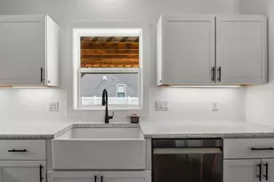 162 Chickadee Ln, Sauk City, WI 53583 - Photo 8