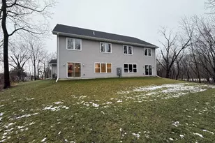 238 Russell Ct, Jefferson, WI 53549 - Photo 4