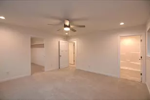 238 Russell Ct, Jefferson, WI 53549 - Photo 14