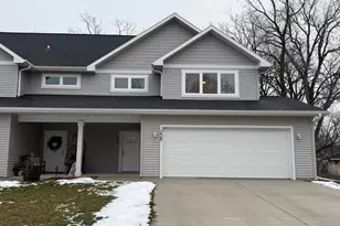 238 Russell Ct, Jefferson, WI 53549 - Photo 1