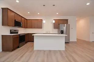 238 Russell Ct, Jefferson, WI 53549 - Photo 6