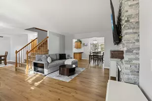 503 Island Dr, DeForest, WI 53532 - Photo 10