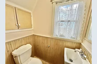 1321 W Court Street, Janesville, WI 53548 - Photo 12