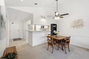 802 Kottke Dr, Madison, WI 53719 - Photo 10