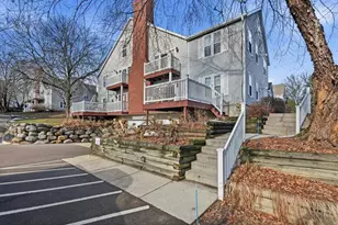 802 Kottke Dr, Madison, WI 53719 - Photo 1