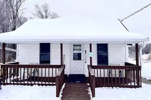110 3rd St, Elroy, WI 53929 - Photo 20