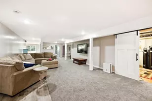 64 Oakland Rd, Cambridge, WI 53523 - Photo 38