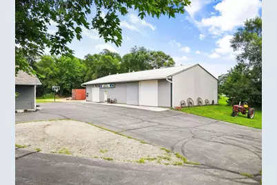 64 Oakland Road, Cambridge, WI 53523 - Photo 6