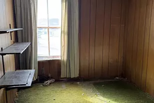 215 E Centerway St, Janesville, WI 53545 - Photo 8