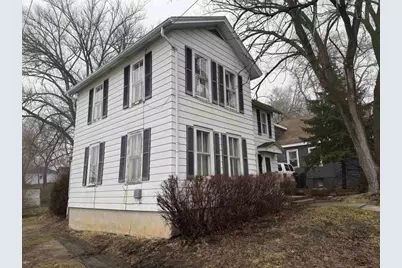 215 E Centerway Street, Janesville, WI 53545 - Photo 16