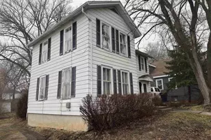 215 E Centerway St, Janesville, WI 53545 - Photo 16