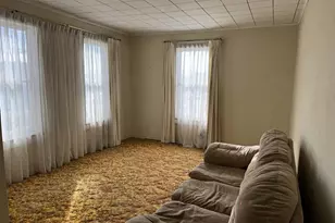 215 E Centerway St, Janesville, WI 53545 - Photo 14