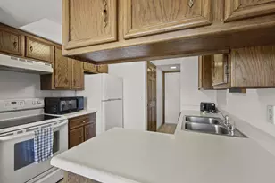 7372 Old Sauk Rd, Madison, WI 53717 - Photo 24