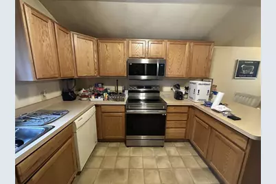 328 Vernon Avenue, Beloit, WI 53511 - Photo 10