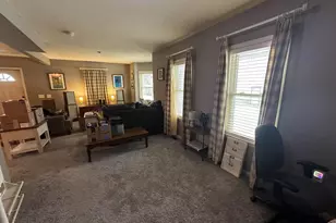 328 Vernon Ave, Beloit, WI 53511 - Photo 14