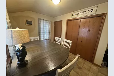 328 Vernon Avenue, Beloit, WI 53511 - Photo 6