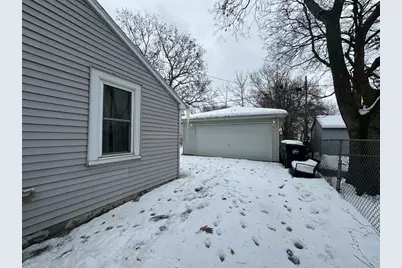 328 Vernon Avenue, Beloit, WI 53511 - Photo 34