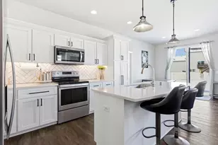 516 Noble Oak Run, Verona, WI 53593 - Photo 4