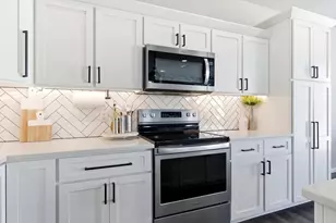 516 Noble Oak Run, Verona, WI 53593 - Photo 8