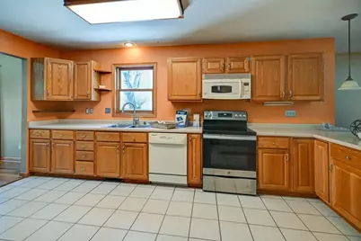4305 Brown Lane, Madison, WI 53704 - Photo 12