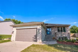 701 Killian Trail, Cottage Grove, WI 53527 - Photo 6