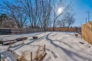 5215 Manitowoc Pkwy, Madison, WI 53705 - Photo 30