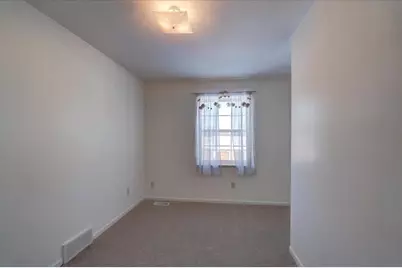 5215 Manitowoc Parkway, Madison, WI 53705 - Photo 22