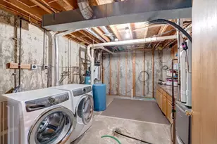 5215 Manitowoc Pkwy, Madison, WI 53705 - Photo 28