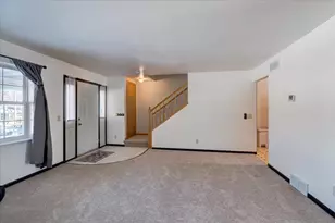 5215 Manitowoc Pkwy, Madison, WI 53705 - Photo 6