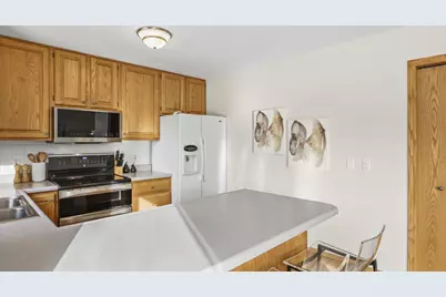 6 Byars Circle, Madison, WI 53719 - Photo 16