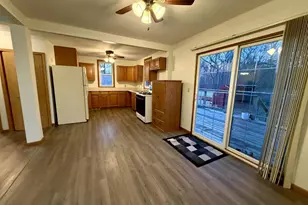 835 E Homeland Ct, Beloit, WI 53511 - Photo 4