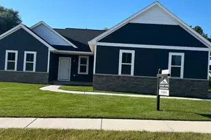 190 Deer Run Dr, Fall River, WI 53932 - Photo 2