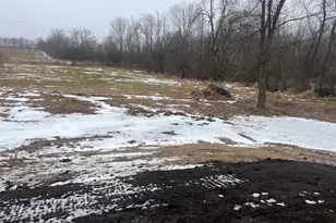 190 Deer Run Dr, Fall River, WI 53932 - Photo 4