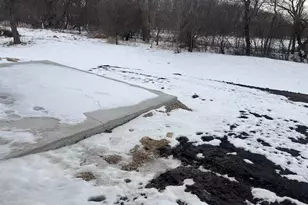 190 Deer Run Dr, Fall River, WI 53932 - Photo 10