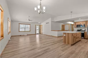 312 Brooke Cir, Montello, WI 53949 - Photo 10