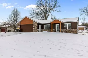 312 Brooke Cir, Montello, WI 53949 - Photo 1