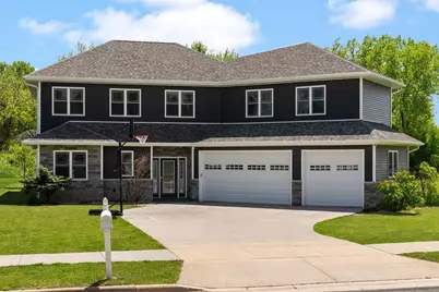 4307 Bellgrove Lane, Madison, WI 53704 - Photo 2