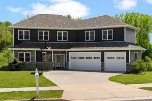 4307 Bellgrove Ln, Madison, WI 53704 - Photo 2