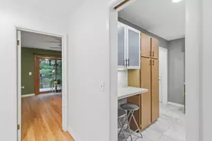 555 Glen Dr, Madison, WI 53711 - Photo 16