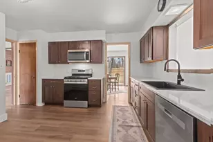 422 Eaton St, Green Lake, WI 54941 - Photo 14