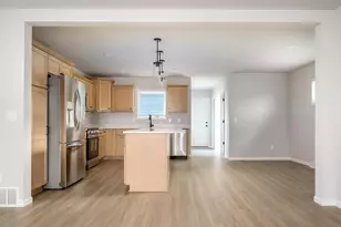 5314 Athlone Rd, Fitchburg, WI 53711 - Photo 4