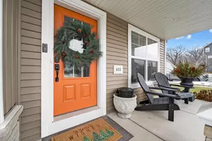 833 Sugar Maple Ln, Verona, WI 53593 - Photo 2