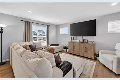 833 Sugar Maple Lane, Verona, WI 53593 - Photo 14